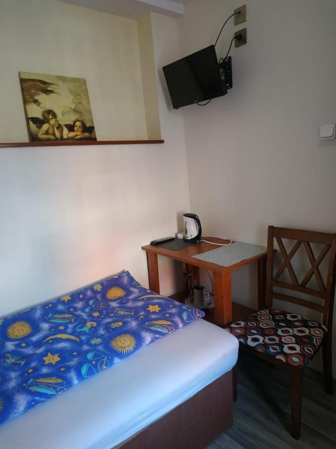 Hotel Relax U Janusza à Kołobrzeg Extérieur photo